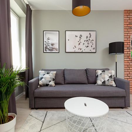 Central Apartment Emilii Plater By Noclegi Renters วอร์ซอ ภายนอก รูปภาพ