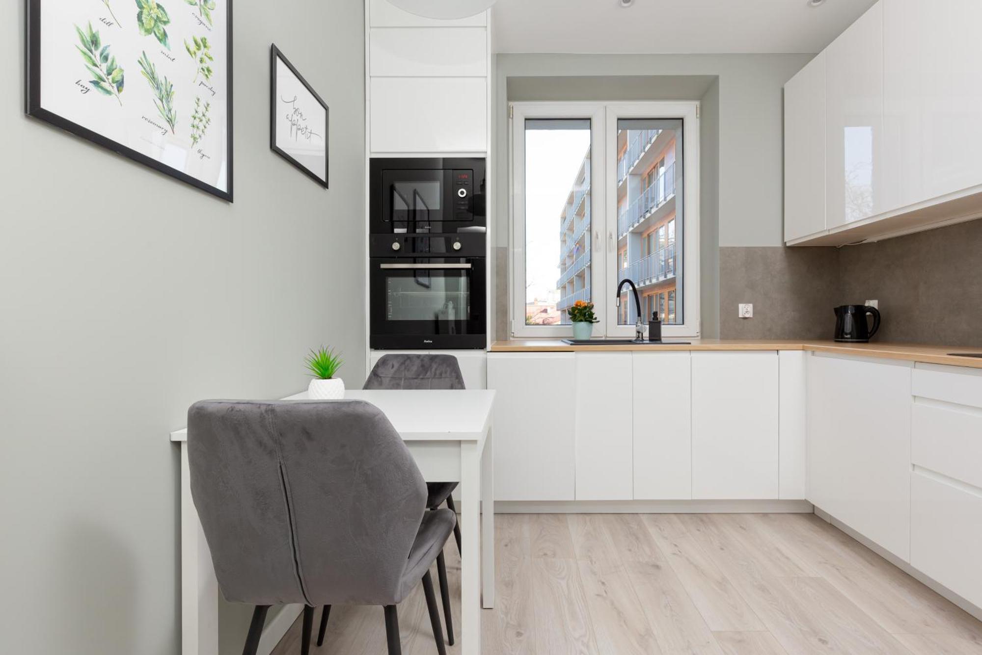 Central Apartment Emilii Plater By Noclegi Renters วอร์ซอ ภายนอก รูปภาพ